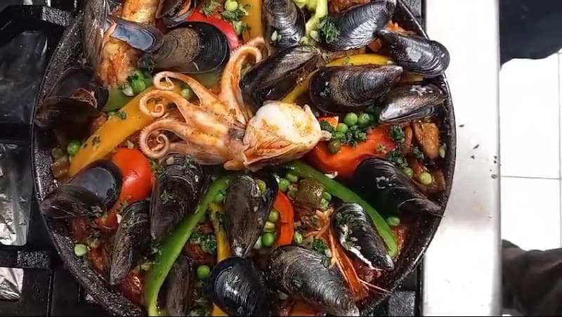 Zarzuela de fruits de mer